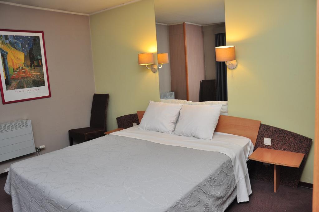 Heusden-Zolder Afrit 28酒店 客房 照片